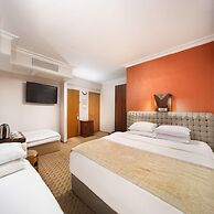 Elan Hotel