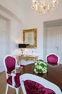 Schloß Schönbrunn Grand Suite
