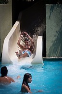 Hippocampus Resort & Club