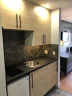 Auberge Shores Inn & Hotel