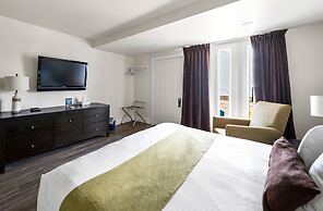 Auberge Shores Inn & Hotel