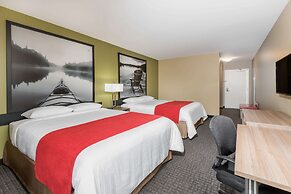 Super 8 by Wyndham Mont Laurier