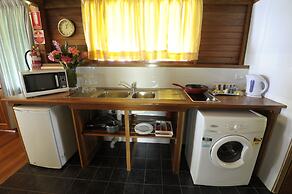 Kokopo Beach Bungalow Resort