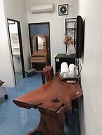 Palm House white building