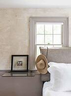 The Squire Tarbox Inn