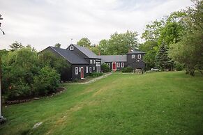 The Squire Tarbox Inn