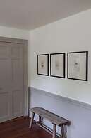 The Squire Tarbox Inn