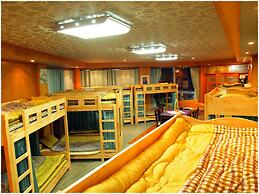 Elmar Guesthouse - Hostel