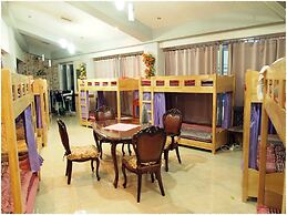 Elmar Guesthouse - Hostel