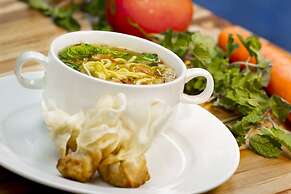 Daun Bali Seminyak Hotel