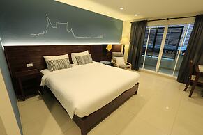 The Royal Bee Apart Hotel