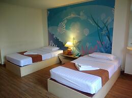 The Pacific Cool Chic