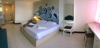 The Pacific Cool Chic