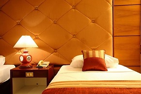 The Pacific Cool Chic