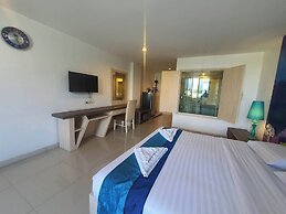 The Pacific Cool Chic