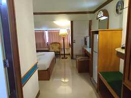 The Pacific Cool Chic