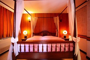 The Pacific Cool Chic