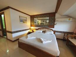 The Pacific Cool Chic