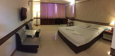 The Pacific Cool Chic