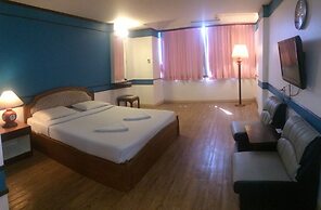 The Pacific Cool Chic