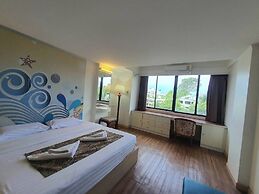 The Pacific Cool Chic