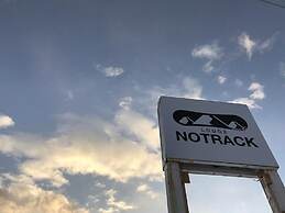 No Track - Hostel