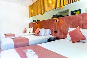 Hotel Les Ambassadeurs