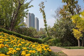 Hilton Jinan South Hotel & Residences