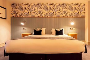 Greswolde Arms Hotel by Chef and Brewer Collection