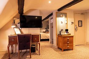 Greswolde Arms Hotel by Chef and Brewer Collection