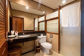 Nai Harn Baan-Bua Villas