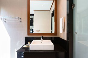 Nai Harn Baan-Bua Villas