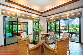 Nai Harn Baan-Bua Villas