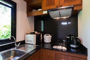 Nai Harn Baan-Bua Villas