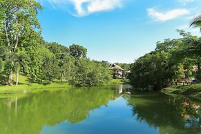 Nai Harn Baan-Bua Villas