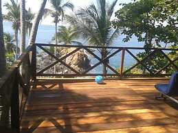 Cocos Camp