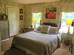 Center Lovell Inn