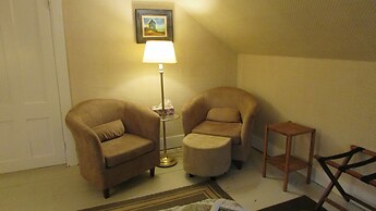 Center Lovell Inn