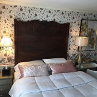 Center Lovell Inn