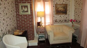 Center Lovell Inn
