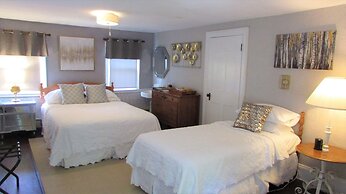 Center Lovell Inn