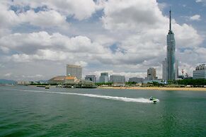 Seaside Hotel Twins Momochi