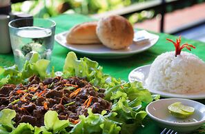 Malu Khmer Villa