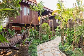 Malu Khmer Villa