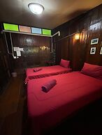 Baan Are Gong Riverside Homestay