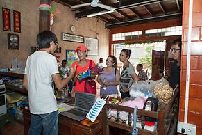 Baan Are Gong Riverside Homestay