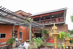 Baan Are Gong Riverside Homestay