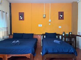 Baan Are Gong Riverside Homestay