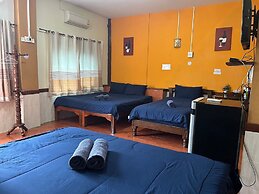 Baan Are Gong Riverside Homestay