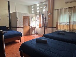 Baan Are Gong Riverside Homestay